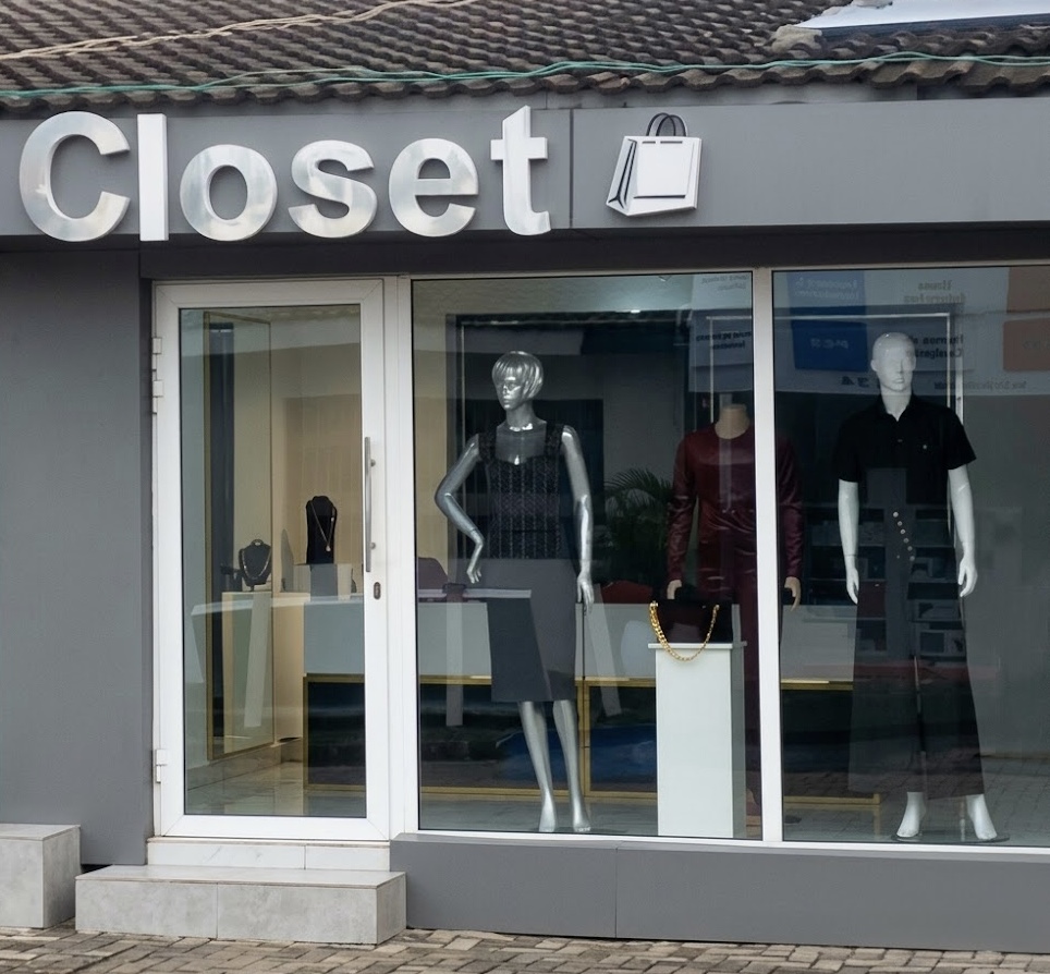Closet-1.jpg