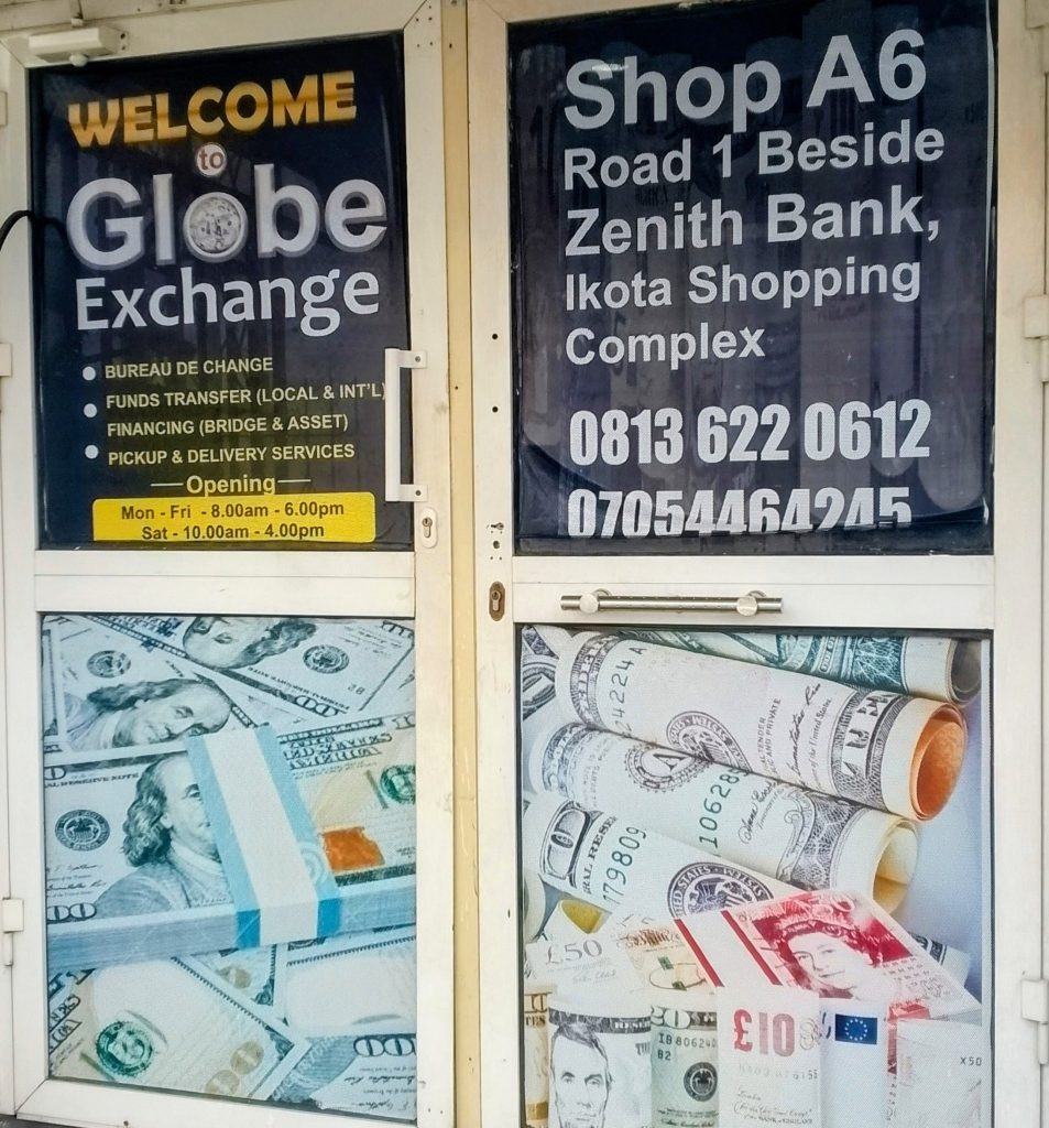 GLOBE-EXCHANGE-BUREAU-DE-CHANGE-1.jpg