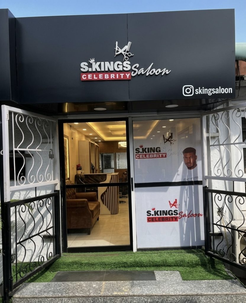 Skings-Celebrity-saloon-1.jpg