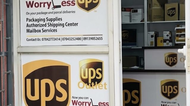 Ups-Outlet-1.jpg
